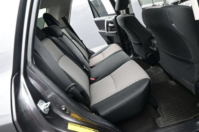 Used 2021 Toyota 4Runner SR5 AWD/4WD image 15