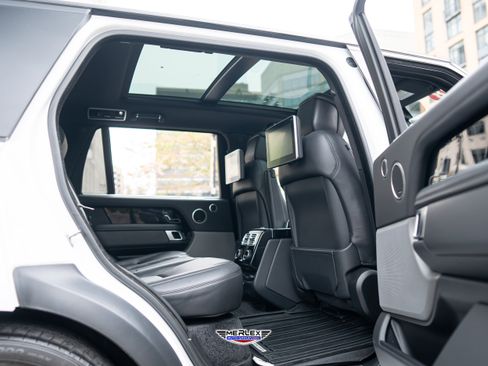 Used 2018 Land Rover Range Rover Long Wheelbase Supercharged AWD/4WD image 19