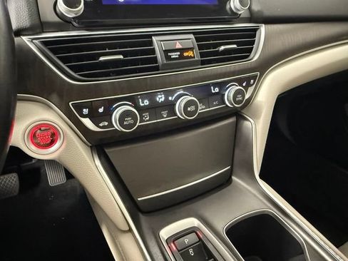 Used 2021 Honda Accord Touring image 22