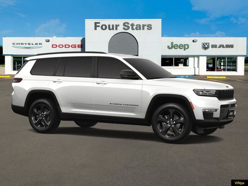 New 2025 Jeep Grand Cherokee L Limited w/ Black Appearance Package image 10