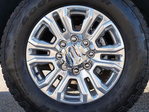 Used 2023 GMC Sierra 3500 Denali w/ Denali Ultimate Package image 78