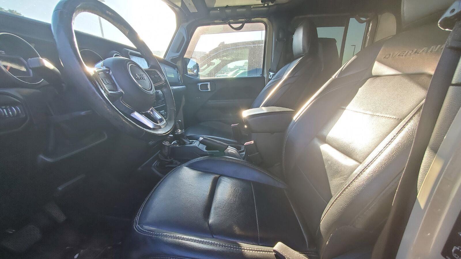 Used 2020 Jeep Gladiator Overland AWD/4WD image 3