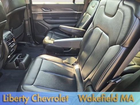 Used 2023 Jeep Grand Cherokee L Limited AWD/4WD image 21