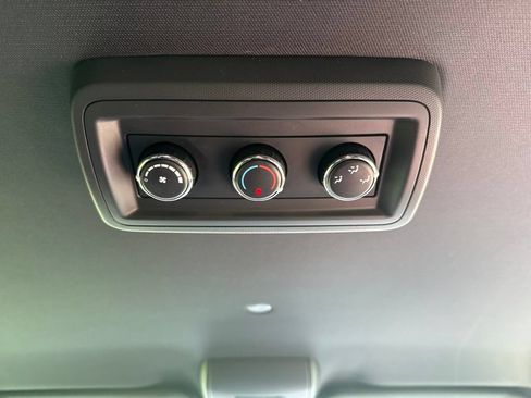 Used 2019 Dodge Grand Caravan SXT FWD image 31