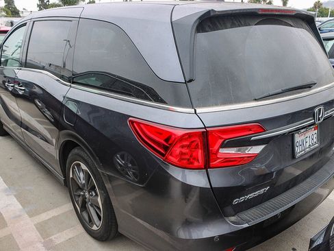 Used 2023 Honda Odyssey Elite image 12