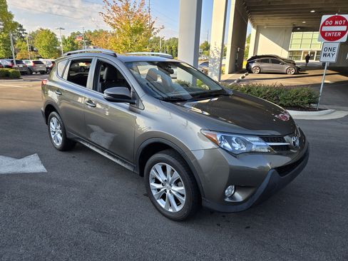 Used 2014 Toyota RAV4 Limited FWD image 6