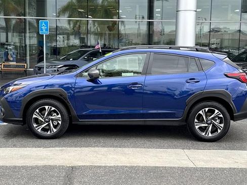 Certified 2025 Subaru Crosstrek 2.5i Premium AWD/4WD image 9