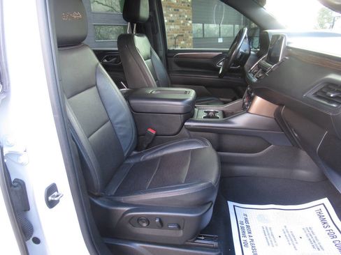 Used 2022 Chevrolet Tahoe High Country image 7