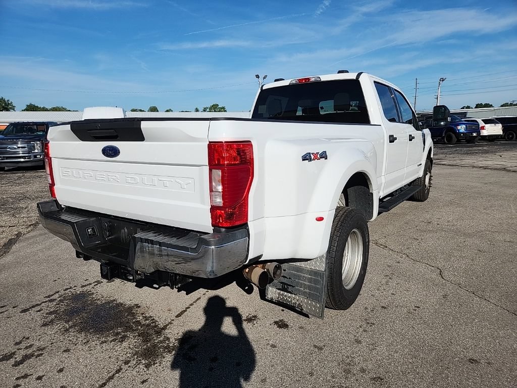 Used 2022 Ford F350 XLT AWD/4WD image 5