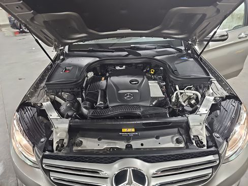 Used 2019 Mercedes-Benz GLC 300 4MATIC image 31
