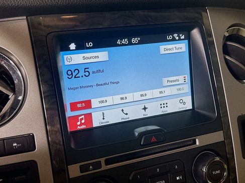 Used 2017 Ford Expedition Limited w/ Equipment Group 301A RWD image 25