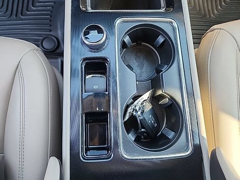 Used 2022 Lincoln Corsair FWD image 23