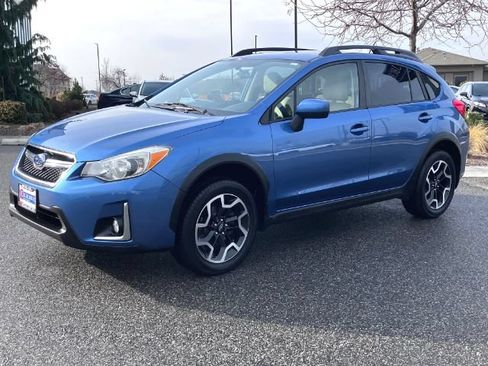 Used 2017 Subaru Crosstrek 2.0i Premium w/ Popular Package #1 AWD/4WD image 7