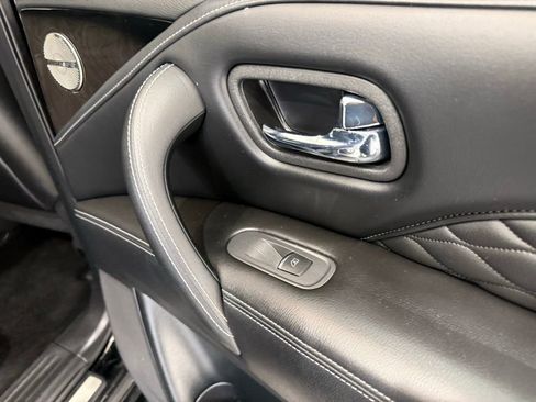 Used 2023 INFINITI QX80 Luxe image 28