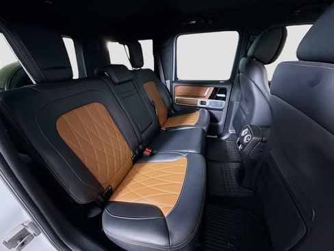 Used 2023 Mercedes-Benz G 550 image 29