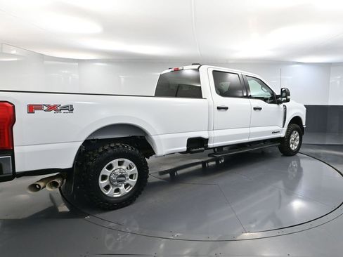 Used 2024 Ford F350 XLT w/ FX4 Off-Road Package AWD/4WD image 6