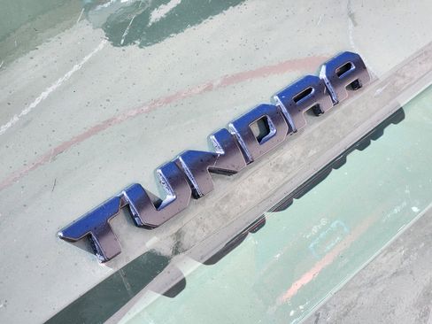 Used 2023 Toyota Tundra Limited image 12