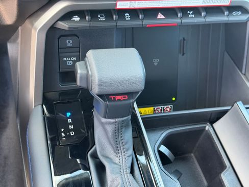 Certified 2026 Toyota Tundra Platinum w/ TRD Off-Road Package AWD/4WD image 29
