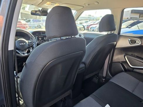 Used 2023 Kia Soul LX w/ Option Group 015 image 14