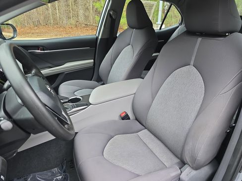 Used 2023 Toyota Camry LE image 16