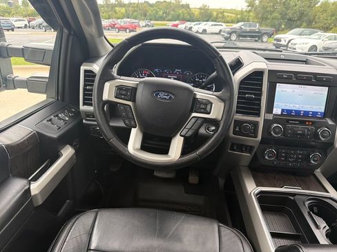 Used 2020 Ford F350 Lariat AWD/4WD image 10