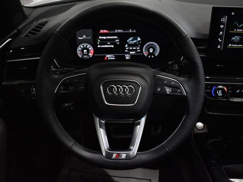 Used 2022 Audi S4 Premium Plus w/ Premium Plus Package image 16
