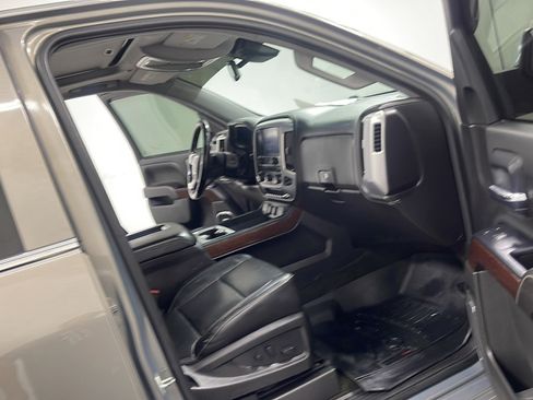 Used 2017 GMC Sierra 1500 SLT AWD/4WD image 16