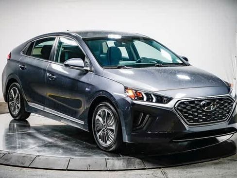 Used 2020 Hyundai Ioniq SEL image 5