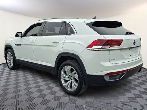 Used 2021 Volkswagen Atlas Cross Sport SEL image 2
