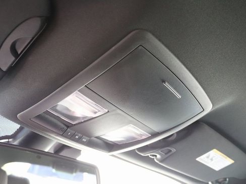 Used 2023 Dodge Challenger R/T image 15