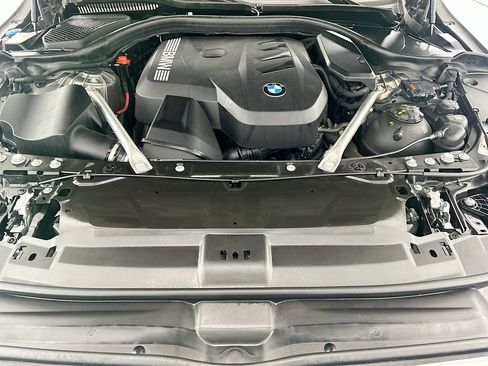 Certified 2025 BMW 530i w/ Premium Package RWD image 28
