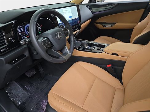 Certified 2025 Lexus NX 350h 350h Premium image 16