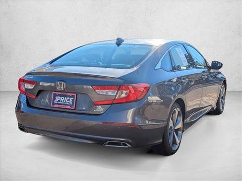 Used 2020 Honda Accord Touring image 5
