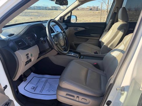 Used 2016 Honda Pilot Touring image 12