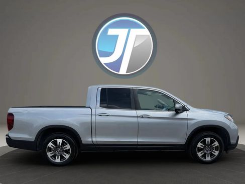 Used 2017 Honda Ridgeline RTL-T image 19