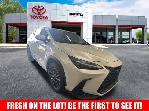 Used 2023 Lexus NX 250 FWD image 1