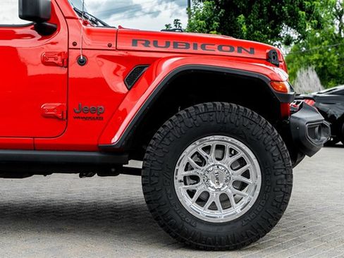 Used 2021 Jeep Wrangler Unlimited Rubicon w/ Uconnect 4C Nav & Sound Group AWD/4WD image 12