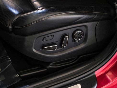Used 2019 Genesis G80 3.3T Sport RWD image 38