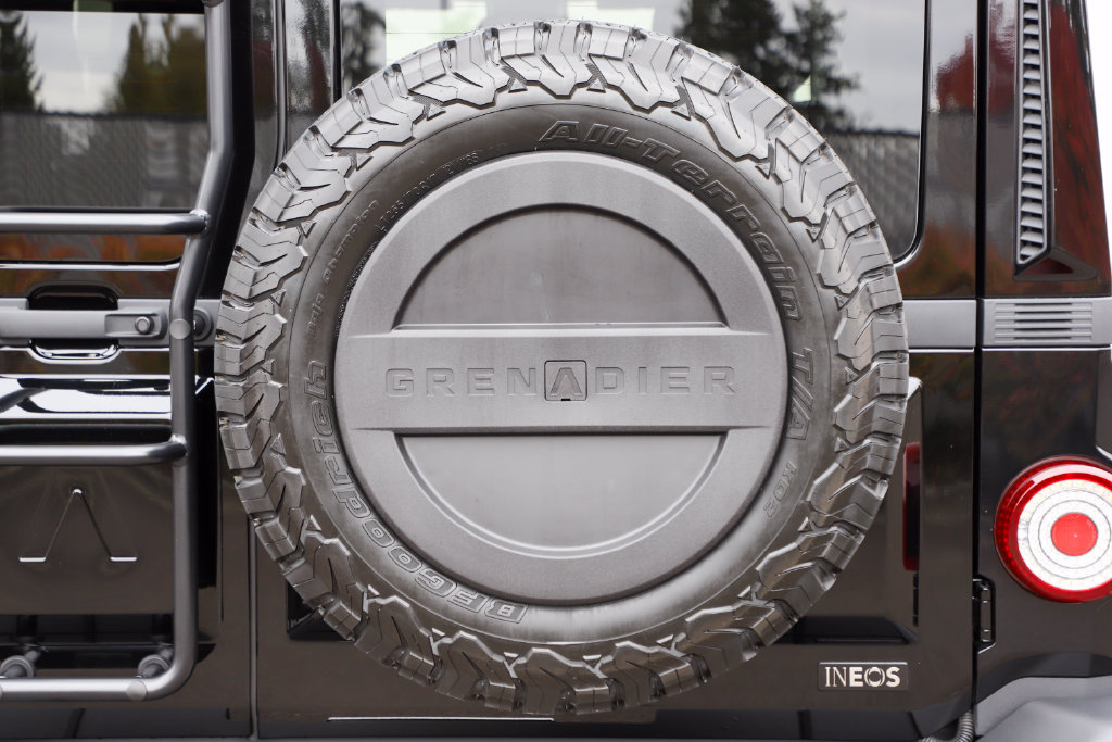 Used 2025 INEOS Grenadier Station Wagon AWD/4WD image 45