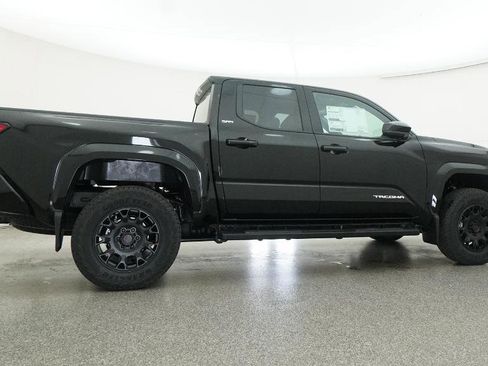 New 2026 Toyota Tacoma SR5 image 46