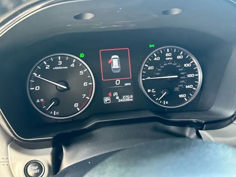 Certified 2025 Subaru Outback Premium AWD/4WD image 16