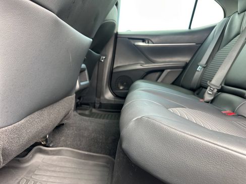 Used 2023 Toyota Camry SE w/ Convenience Package FWD image 18
