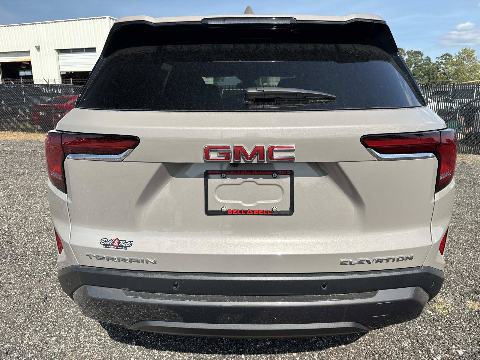 New 2027 GMC Terrain Elevation w/ Elevation Premium Package FWD image 4