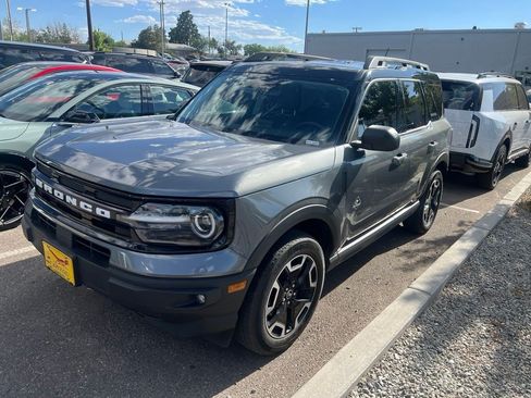 Used 2024 Ford Bronco Sport Outer Banks w/ Tech Package AWD/4WD image 2