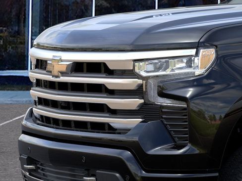 New 2026 Chevrolet Silverado 1500 High Country AWD/4WD image 13