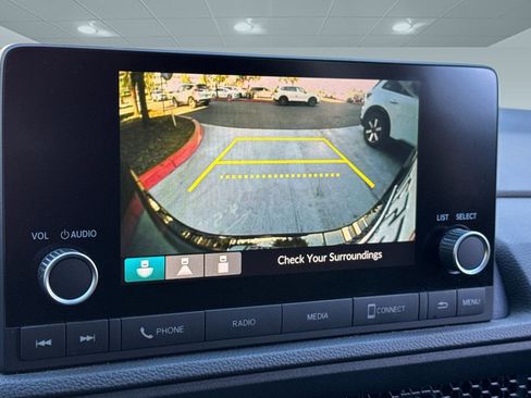 Used 2024 Honda CR-V LX image 24