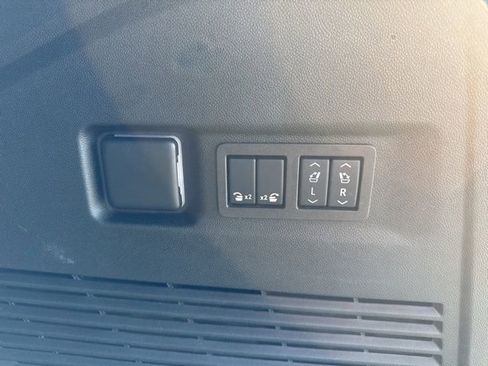 Used 2024 Chevrolet Suburban Premier w/ Premium Package image 13