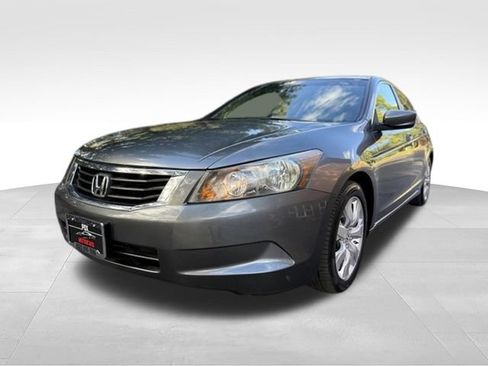 Used 2010 Honda Accord EX-L image 1