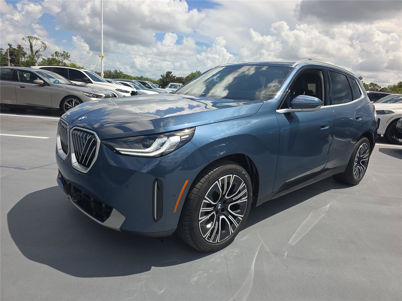 Used 2026 BMW X3 xDrive30i w/ Convenience Package AWD/4WD image 6