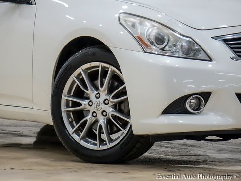 Used 2011 INFINITI G37 x Sedan w/ Premium Pkg image 3